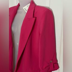 Zara BLAZER WITH ROLLED-UP SLEEVES.Open front blazer w/ lapel collar